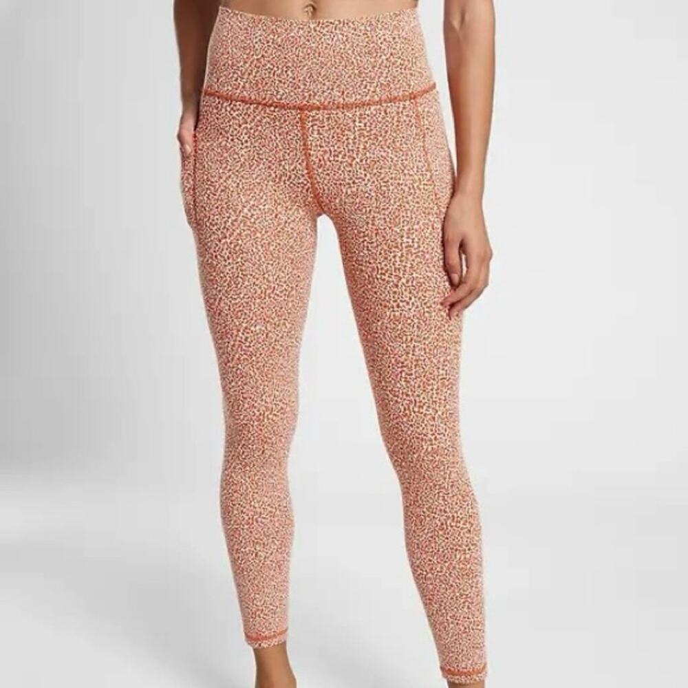 Athleta Salutation Stash Pocket Textured 7/8 Tight M Micro Cheetah Rust